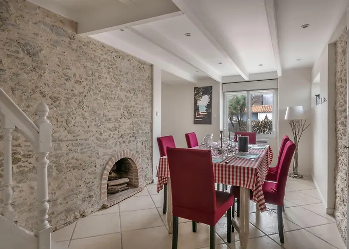 Maison Pour 7 Avec Piscine A