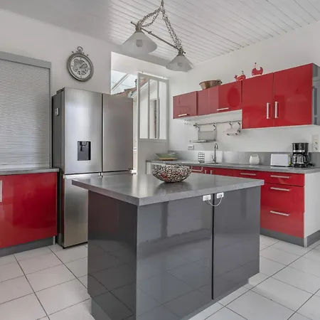 Maison Pour 7 Avec Piscine A 度假居