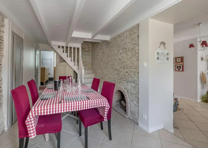 Maison Pour 7 Avec Piscine A *